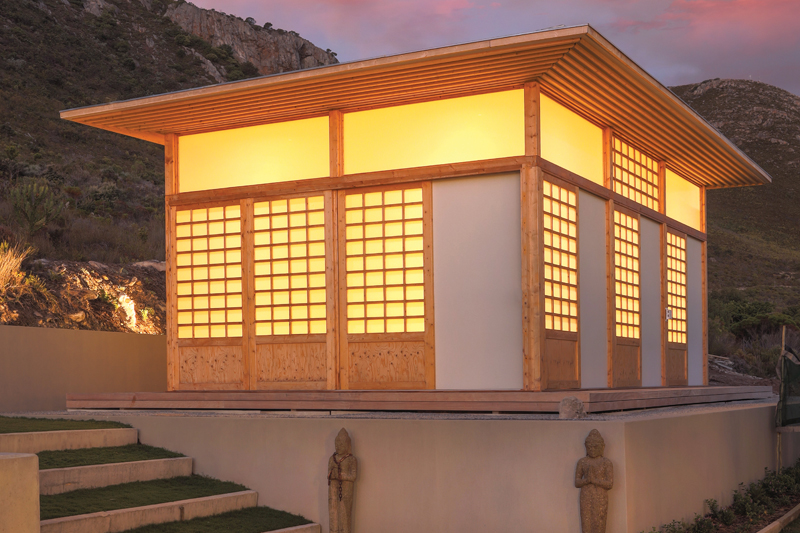 The structure was positioned and designed in such a way to create a visual floating effect with structural elements tying it back to the mountain slope. Photo by Herman Dojo